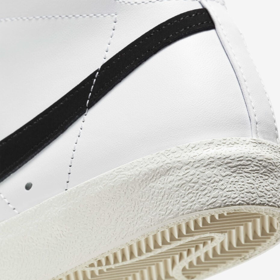 Nike Blazer Mid '77